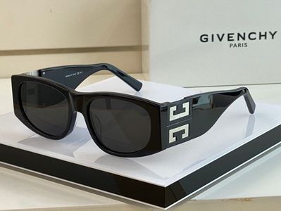 GIVENCHY Sunglasses 65